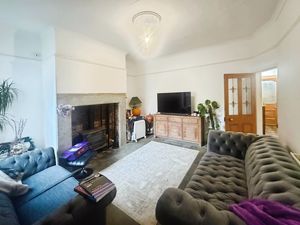 Dining Room- click for photo gallery